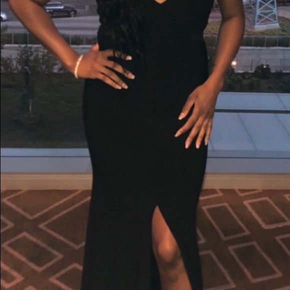 Xscape Black Illusion-Inset Mermaid Gown - Picture 2 of 10